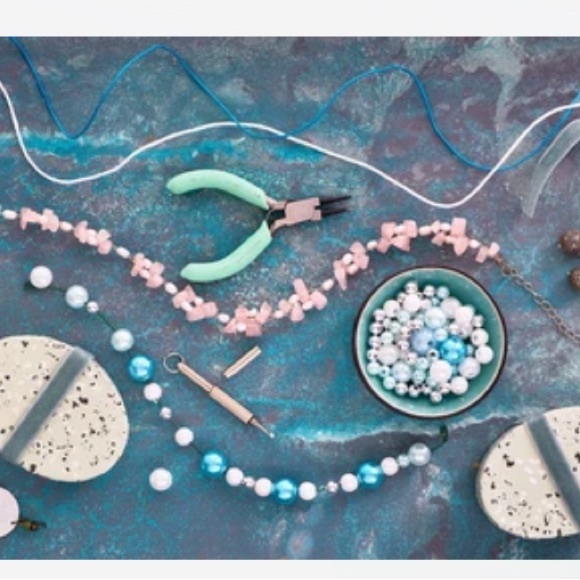 Meet your Posher, Katherina - Picture 2 of 2